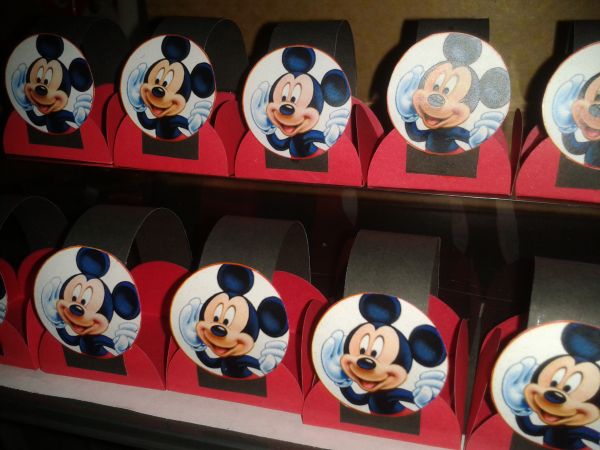 Forminha Mickey 24unid